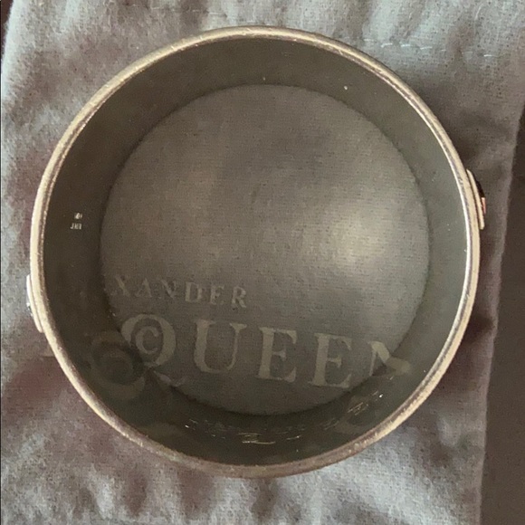 Alexander McQueen metal/enamel cuff - Picture 10 of 13